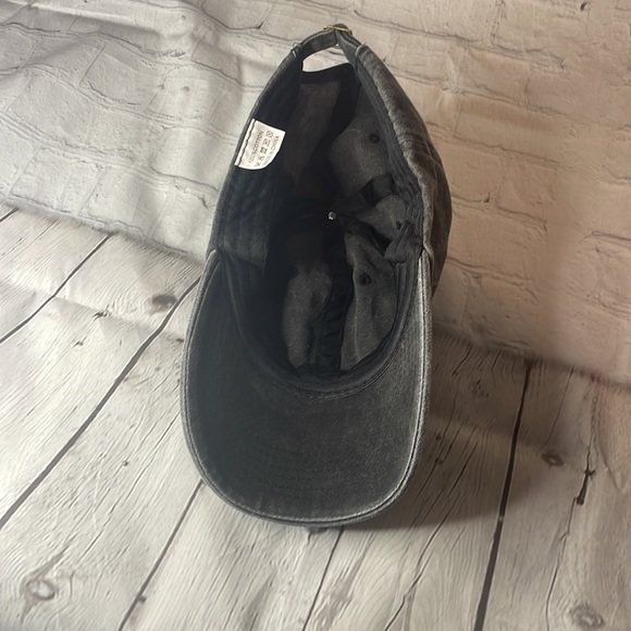 Yellowstone Dutton Ranch Hat - Picture 6 of 7